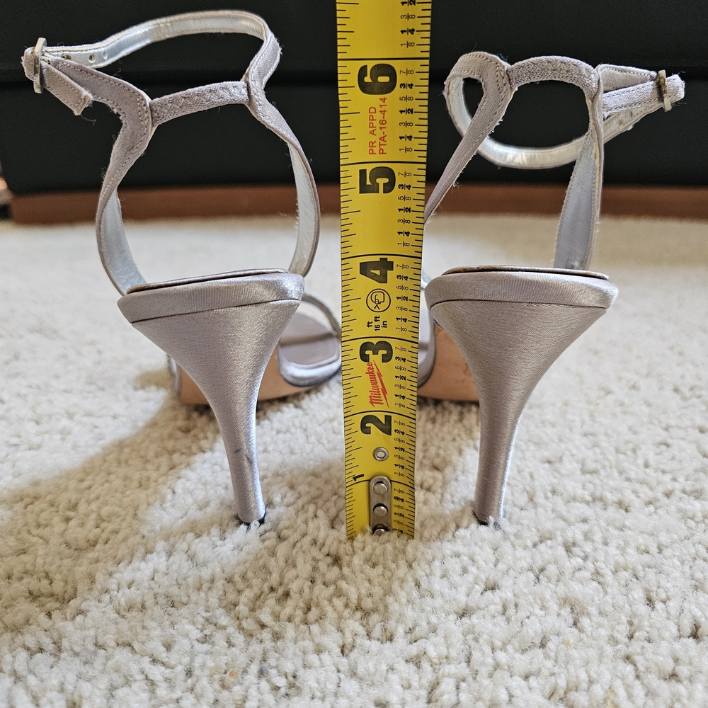 Nina Silver Satin Sandals Size 9.5 - Picture 8 of 11